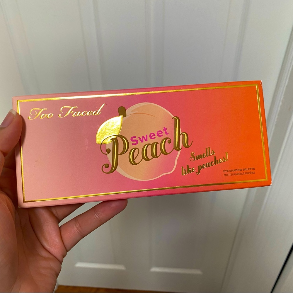 Too Faced Sweet Peach Palette (New in Box)